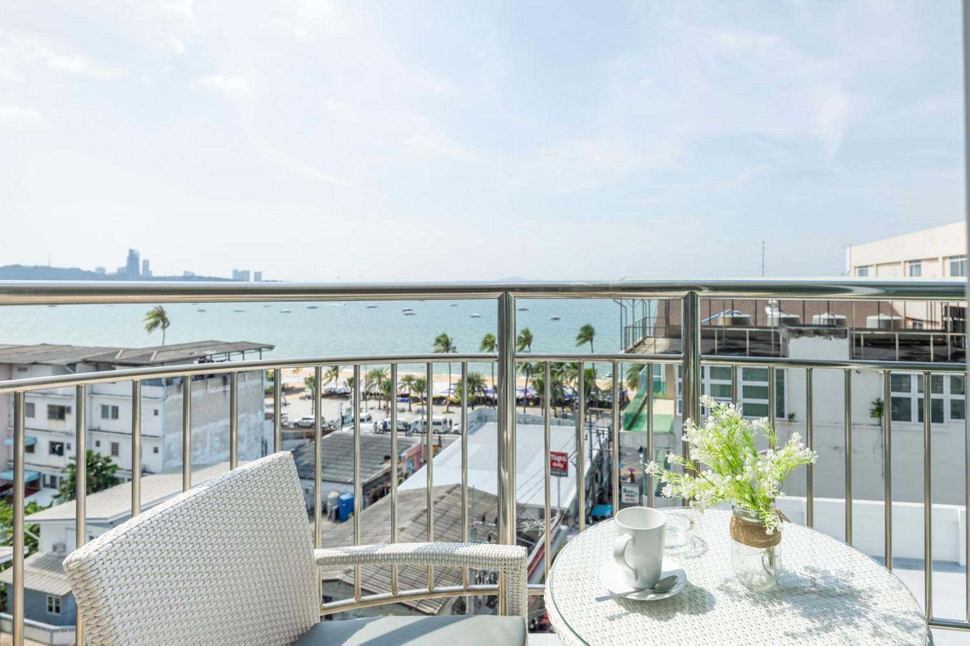 Pattaya Sea View Hotel - Sha Extra Plus Quarto foto