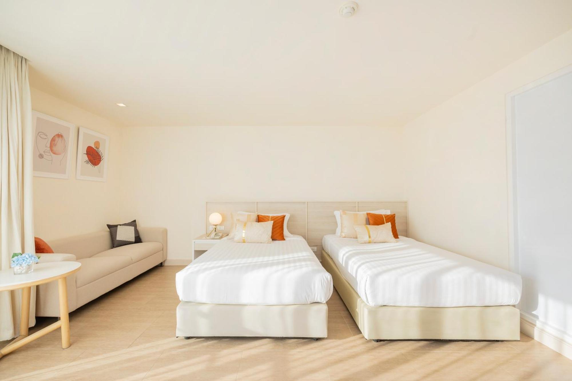 Pattaya Sea View Hotel - Sha Extra Plus Quarto foto
